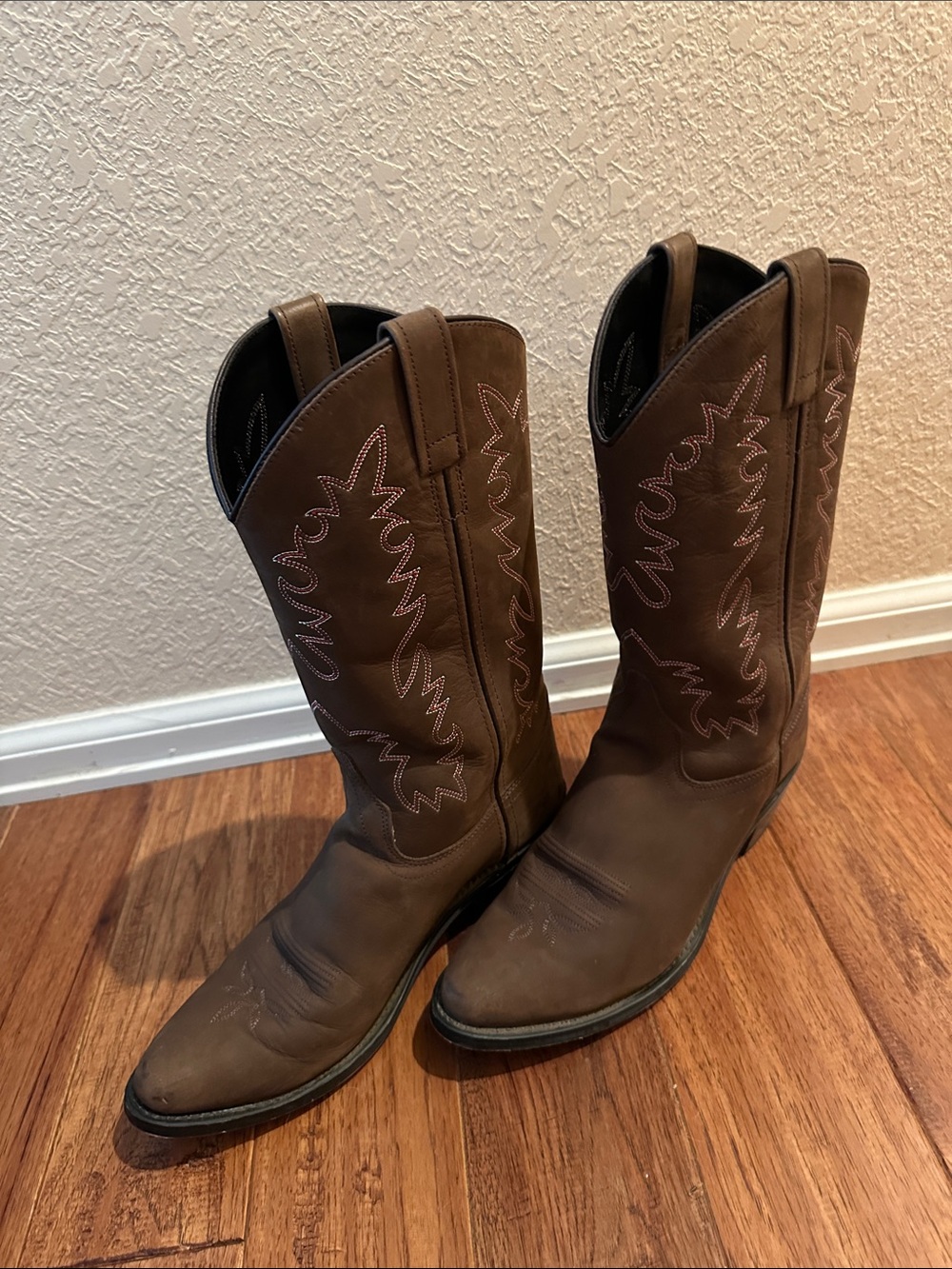 Women's Brown Embroidered Heeled Western Boots